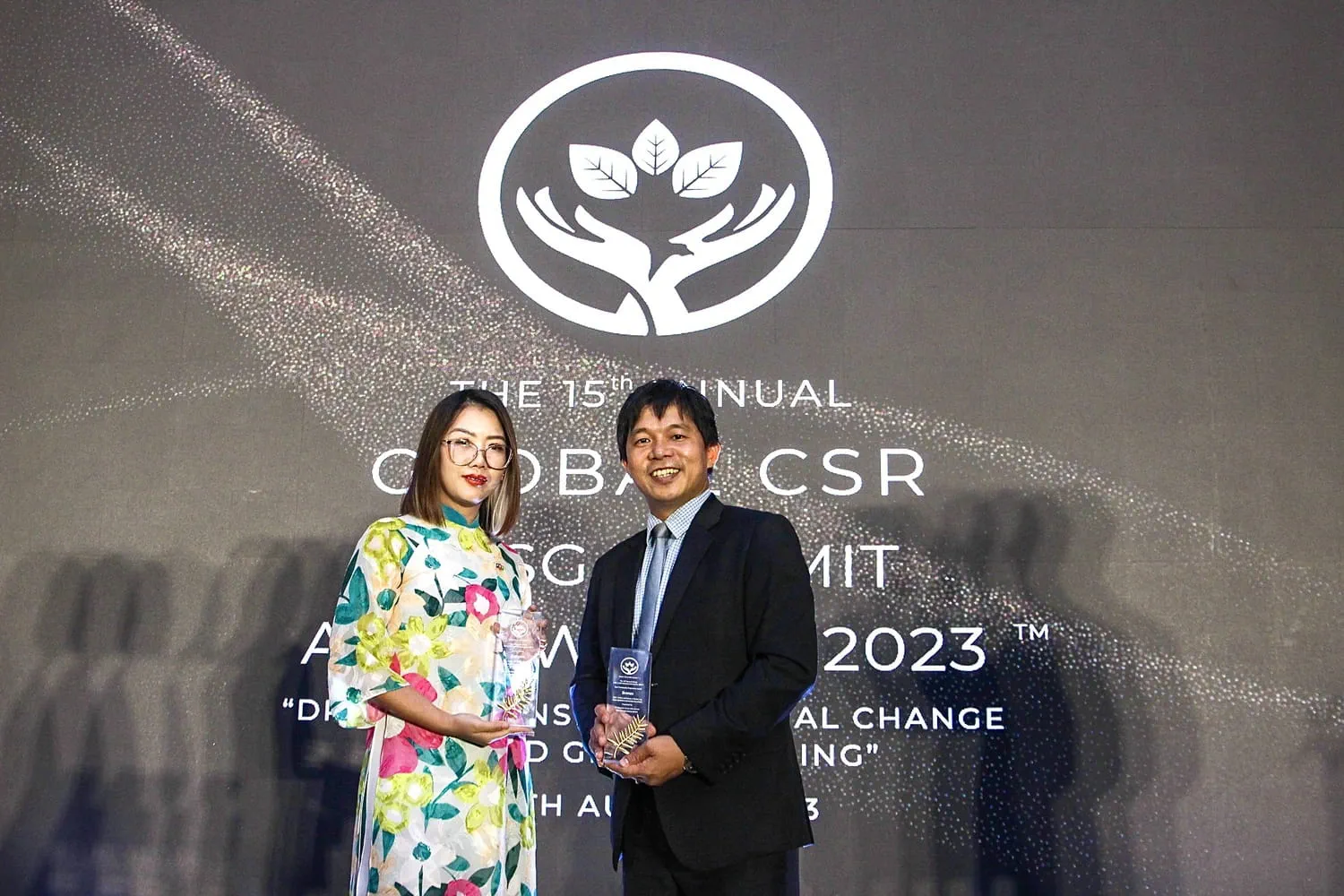 Doanh nghiệp CSR tiêu biểu & Hoạt động cộng đồng toàn cầu 2024